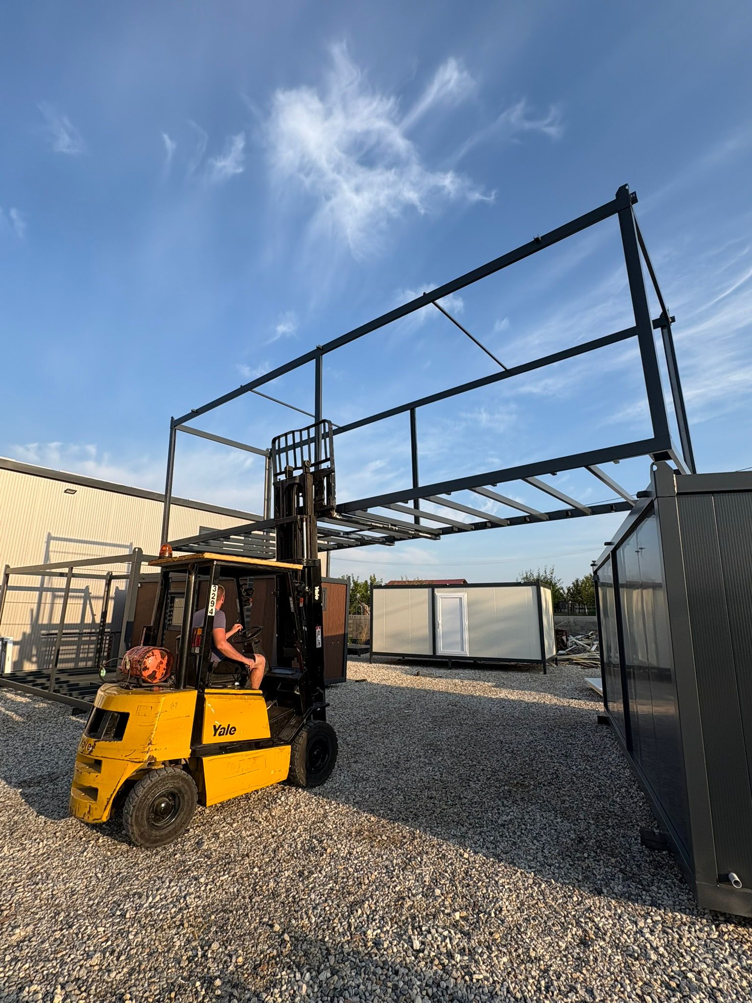 Výroba mobilných skladových kontajnerov 12